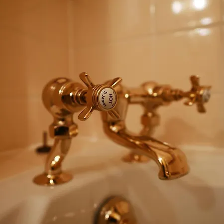 Goldener Anker 4* بايروث