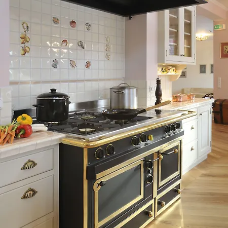 Goldener Anker Hotel 4*