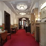 Goldener Anker Otel 4*