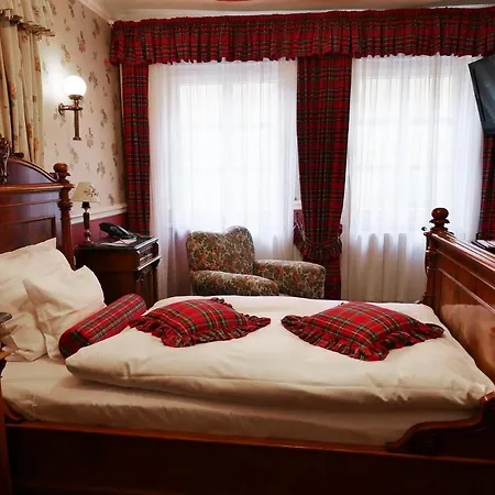 Ξενοδοχείο Goldener Anker 4*